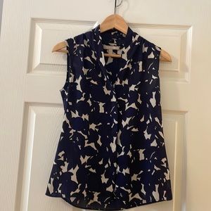 Banana republic sleeveless top